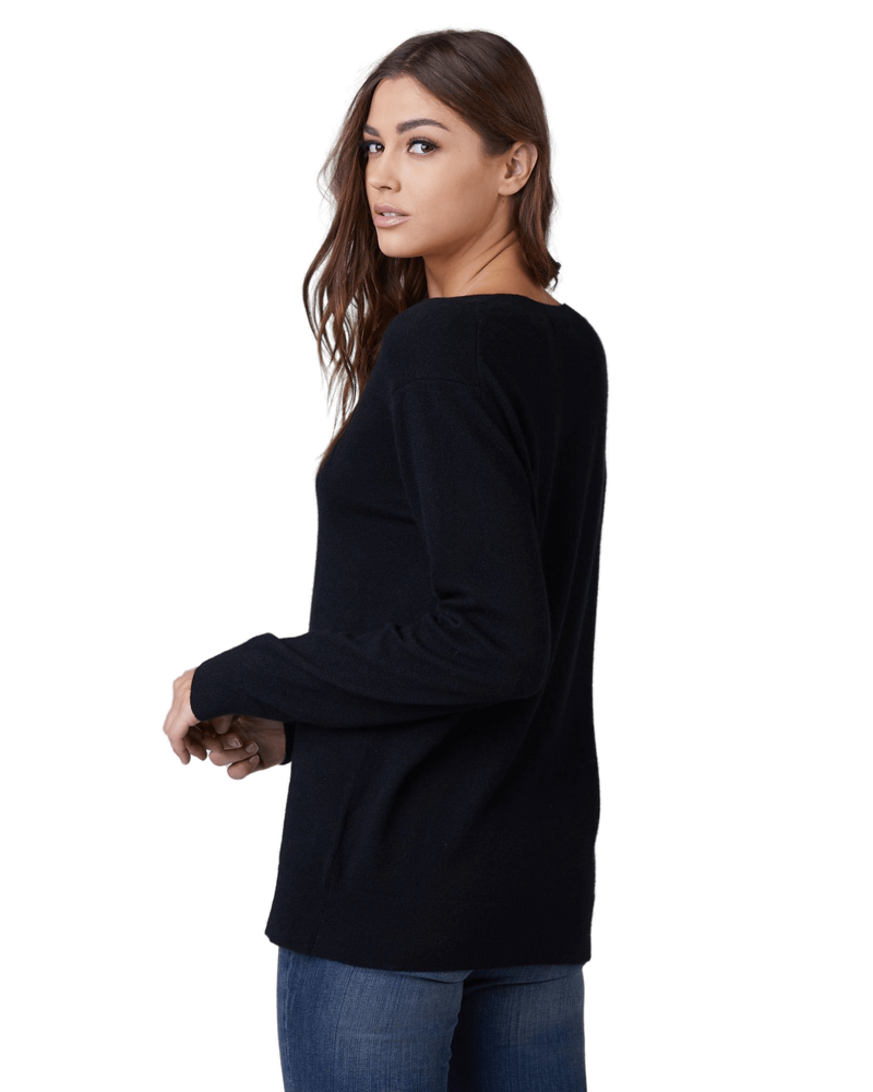 Women's Cashmere V-Neck Sweater in Black | DSTLD